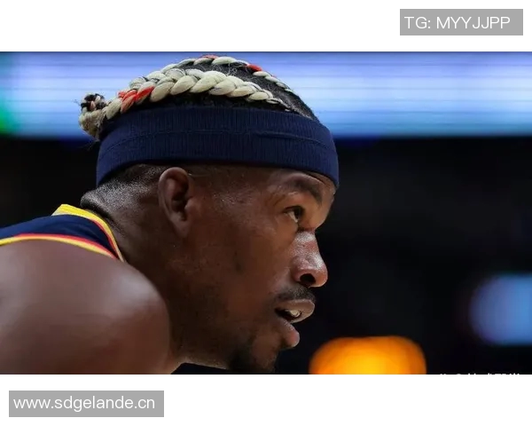 巴特勒复出表现抢眼10投5中贡献19分8篮板6助攻2抢断