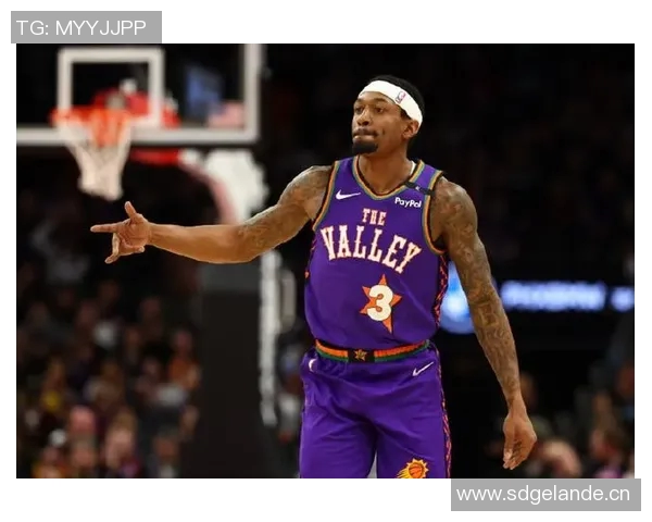 比尔首场比赛表现出色9投6中贡献12分2篮板1抢断1盖帽正负值5展现实力 比尔首场比赛表现出色9投6中贡献12分2篮板1抢断1盖帽正负值5展现实力