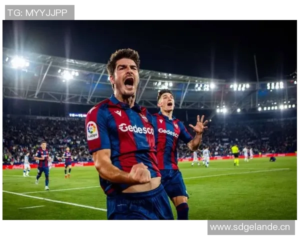 莱万特战绩不佳官方宣布解雇主教练朱利安卡莱罗