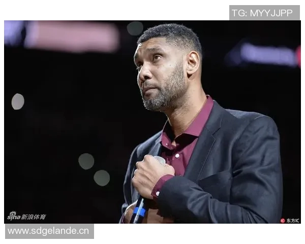 费尔顿：莫布里应学习加内特的心态每晚都要展现出强硬的竞争精神