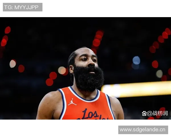 怀特谈最后防守策略：适时犯规或许是明智选择幸好哈登未能命中关键投篮