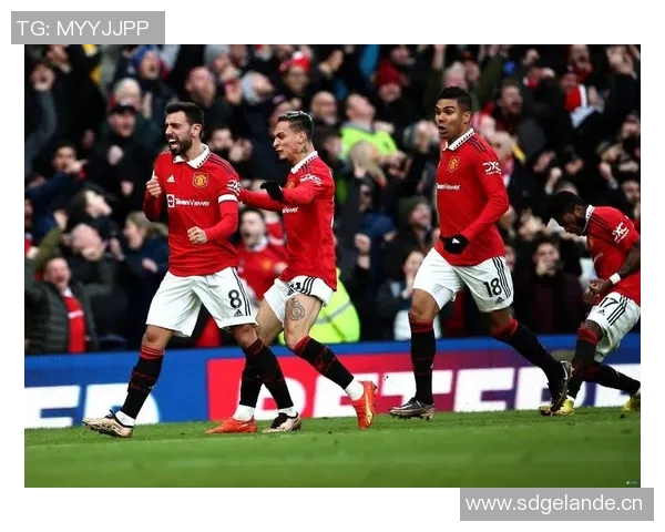 姆伯莫梅开二度助曼联赢得胜利荣膺英超第9轮最佳球员称号