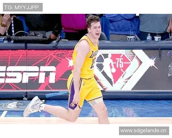 从落选秀到全明星里夫斯崛起重塑湖人未来与冠军蓝图